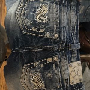 Miss Me cropped Jeans. ADORABLE!!! Size 27.